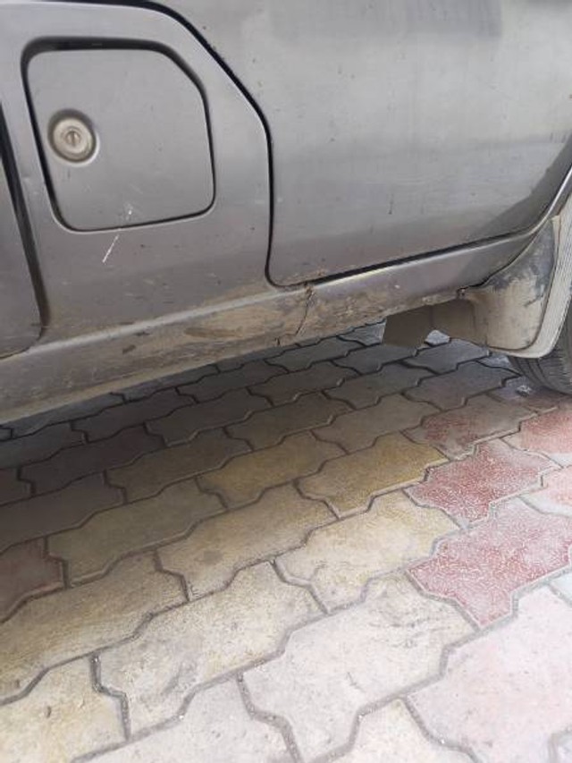 Second-hand 2018 Maruti Eeco 5 Seater AC BSIV for sale in Chikhli-5