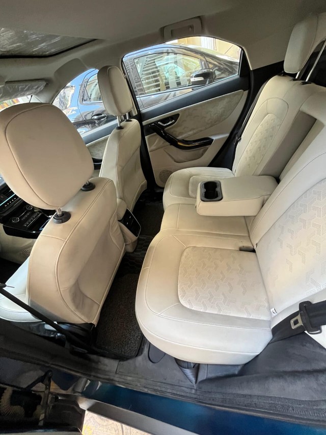 Second-hand 2022 Tata Nexon EV 2022 Max XZ Plus Lux for sale in Noida-3