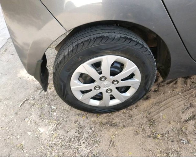 Second-hand 2018 Hyundai EON Magna Plus for sale in Medak District-3