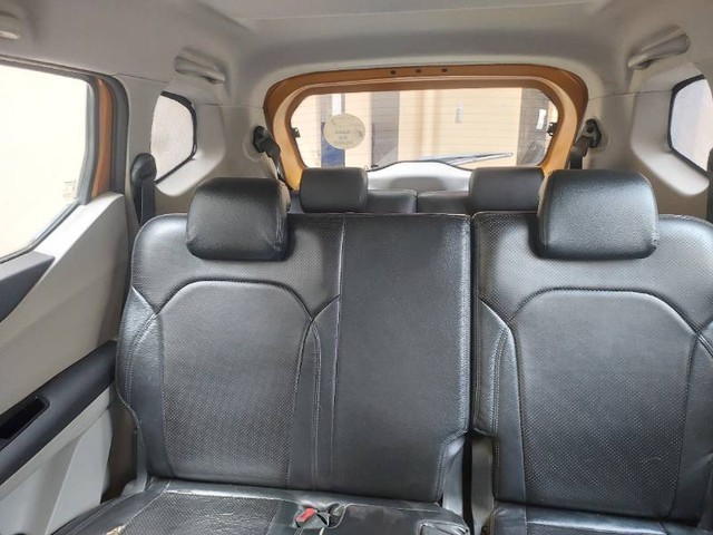 Second-hand 2019 Renault Triber RXZ BSIV for sale in North 24 Parganas-2