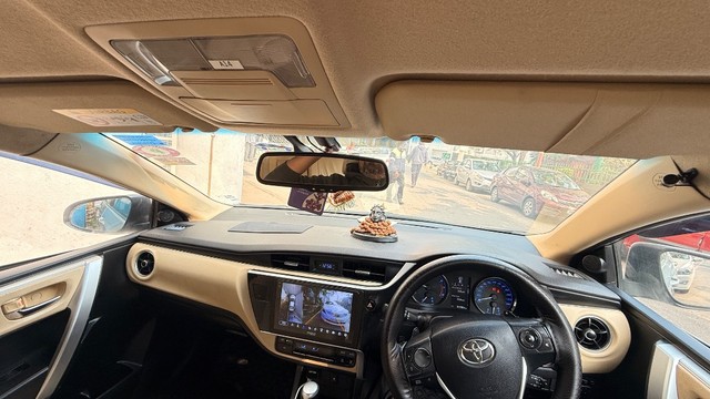 Second-hand 2019 Toyota Corolla Altis 1.8 VL CVT for sale in Noida-1