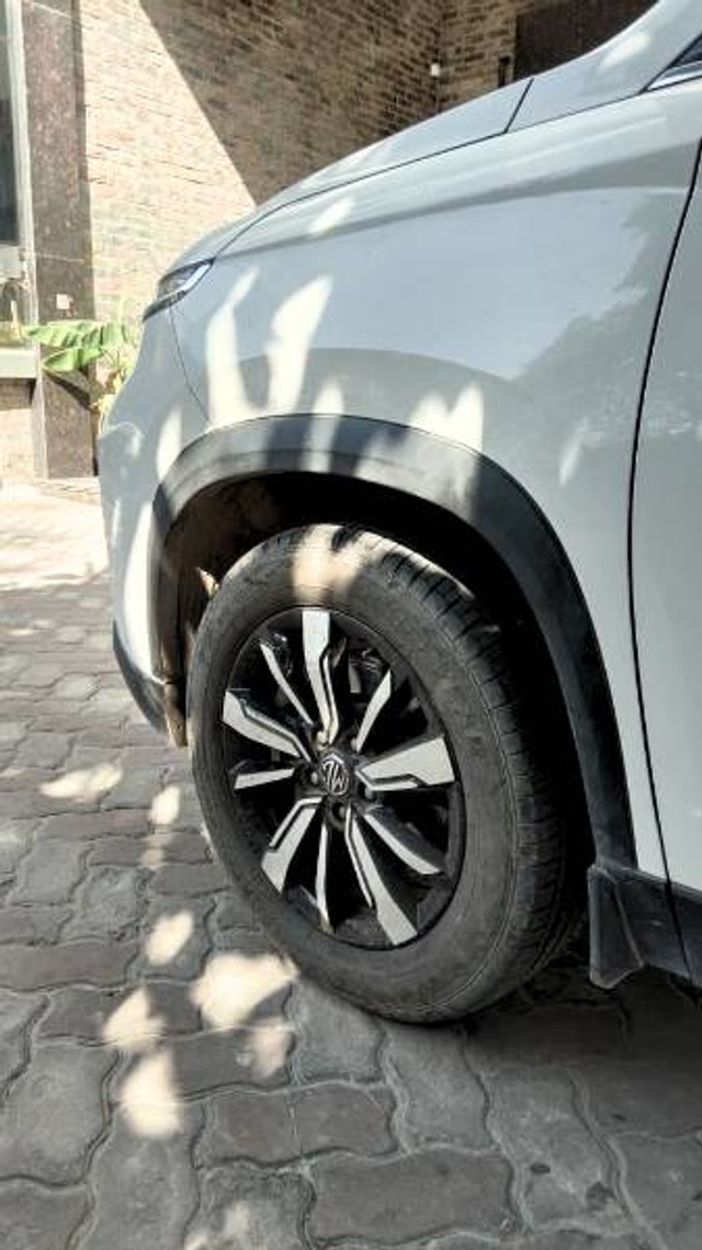 Second-hand 2019 MG Hector Smart DCT for sale in Manesar-2