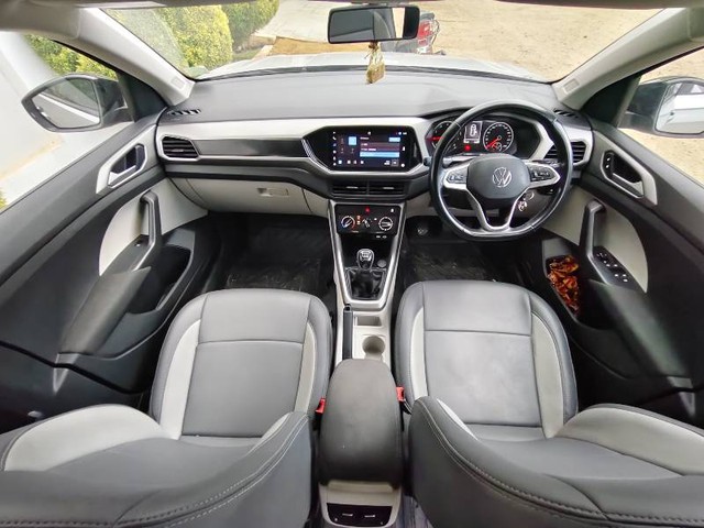 Second-hand 2023 Volkswagen Taigun 1.0 Highline AT for sale in Coimbatore-4