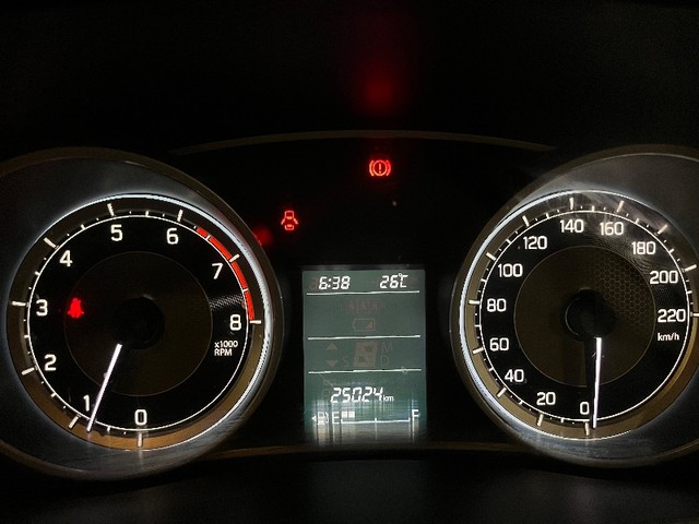 Second-hand 2018 Maruti Swift Dzire ZXI 1.2 for sale in Ahmedabad-2