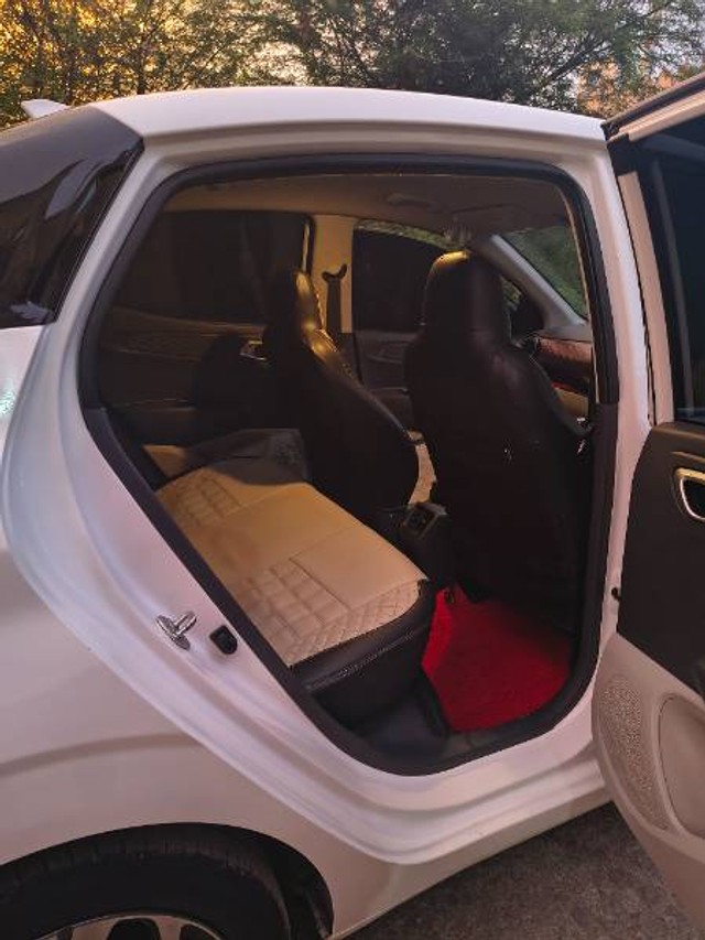 Hyundai Aura SX Second-hand 2024 Hyundai Aura SX for sale in Yavatmal-6