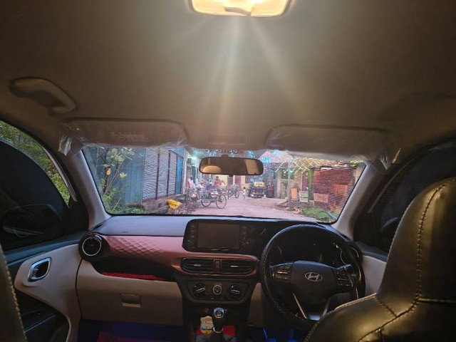 Hyundai Aura SX Second-hand 2024 Hyundai Aura SX for sale in Yavatmal-7