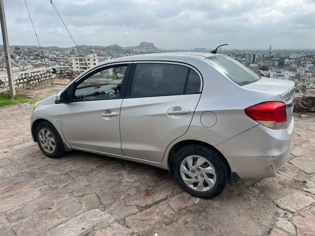 Second-hand 2014 Honda Amaze S i-Dtech for sale in Jodhpur-5