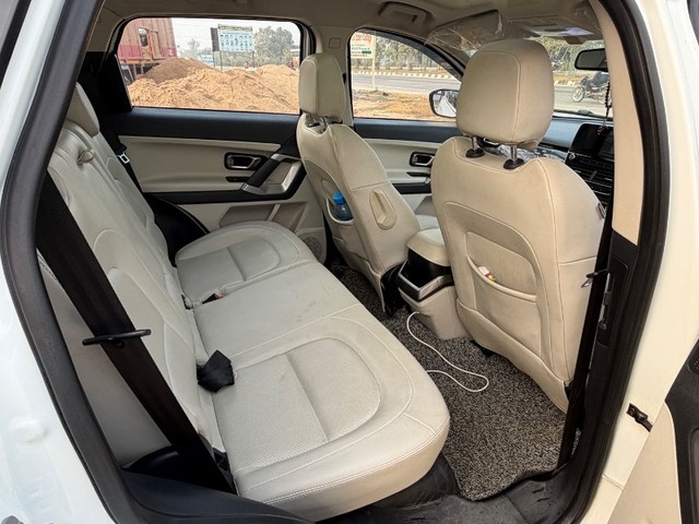 Second-hand 2021 Tata Safari XZ BSVI for sale in Lucknow-3