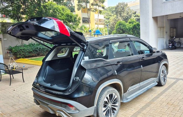 Second-hand 2022 MG Hector Hybrid Sharp MT for sale in Bangalore-10