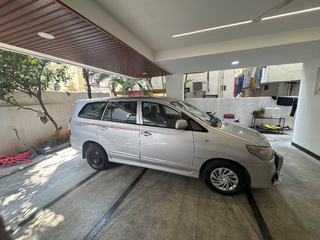 Second-hand 2015 Toyota Innova 2.5 G (Diesel) 7 Seater BS IV for sale in Secunderabad-9