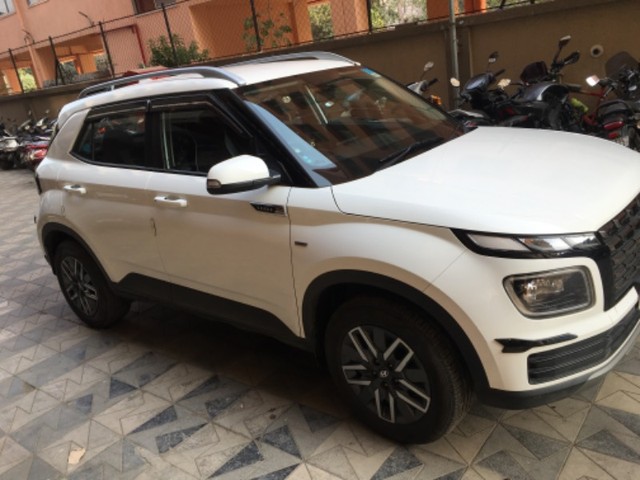 Second-hand 2023 Hyundai Venue S Opt Turbo iMT BSVI for sale in Dombivli-3