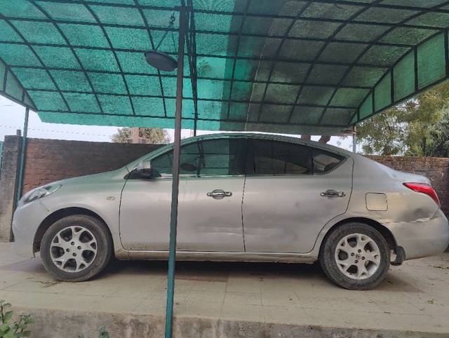 Second-hand 2013 Renault Scala RxL for sale in Palanpur-3