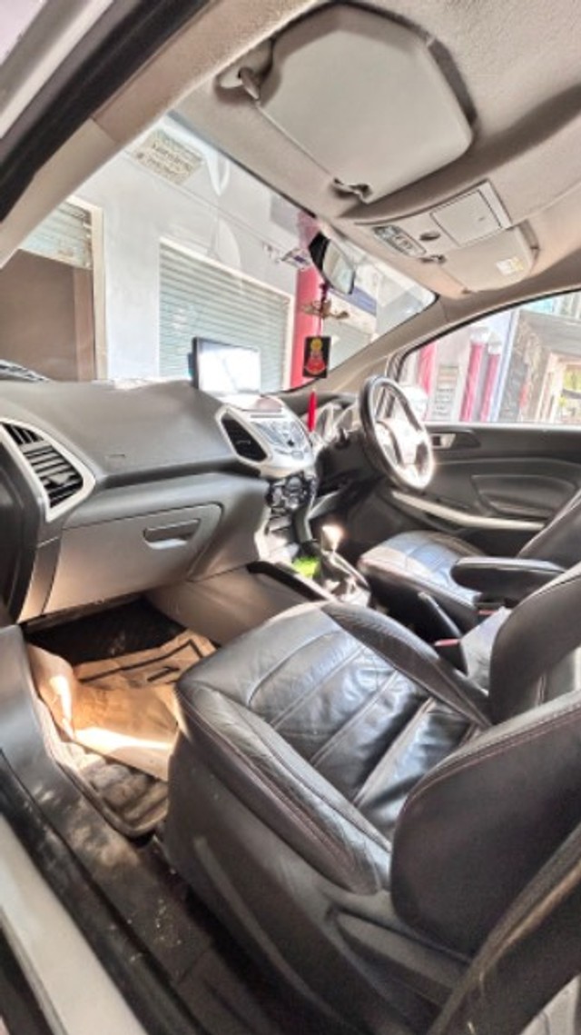 Second-hand 2015 Ford Ecosport 1.5 DV5 MT Titanium for sale in Kannauj-7