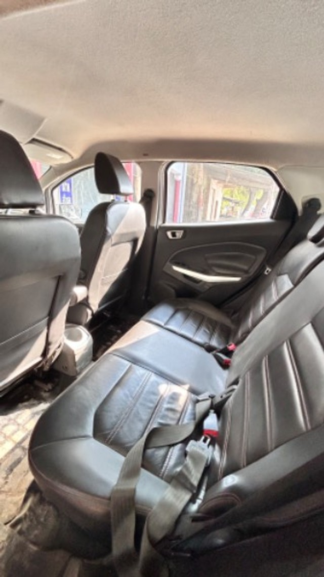 Second-hand 2015 Ford Ecosport 1.5 DV5 MT Titanium for sale in Kannauj-3