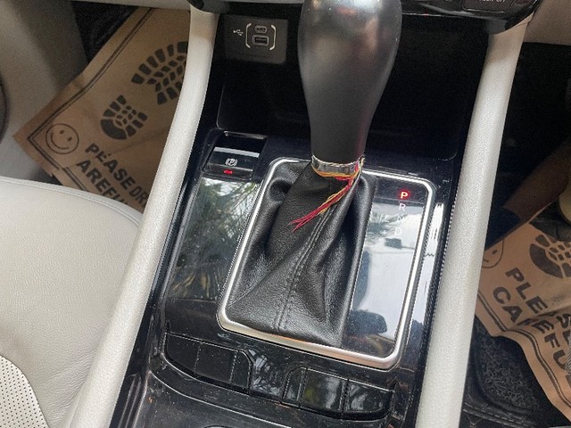 Second-hand 2021 Jeep Compass 1.4 Limited Opt DCT BSVI for sale in New Delhi-4