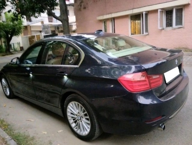 Second-hand 2013 BMW 3 Series 320d Luxury Line for sale in Chandigarh-1