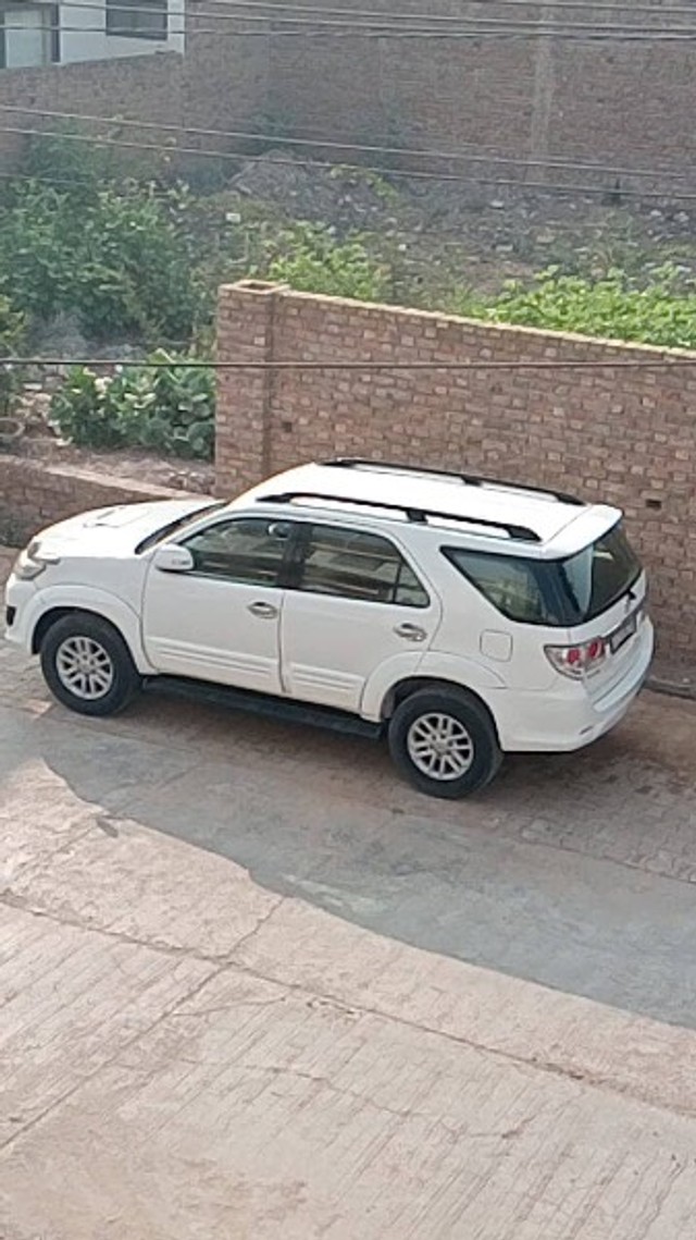 Second-hand 2014 Toyota Fortuner 4x2 Manual for sale in Sri Ganganagar-6
