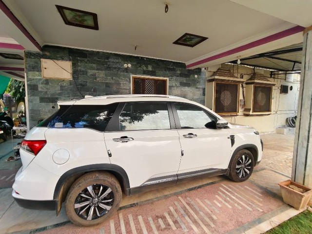 Second-hand 2021 MG Hector Plus Sharp Diesel MT for sale in Gondia-3