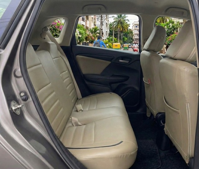 Honda Jazz 1.2 SV i VTEC Second-hand 2016 Honda Jazz 1.2 SV i VTEC for sale in Bangalore-10