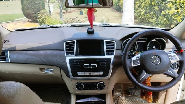 Second-hand 2014 Mercedes-Benz GL-Class 350 CDI Blue Efficiency for sale in Ahmedabad-4