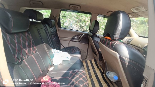 Second-hand 2014 Mahindra XUV500 W6 2WD for sale in Dhenkanal-10