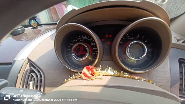 Second-hand 2014 Mahindra XUV500 W6 2WD for sale in Dhenkanal-11