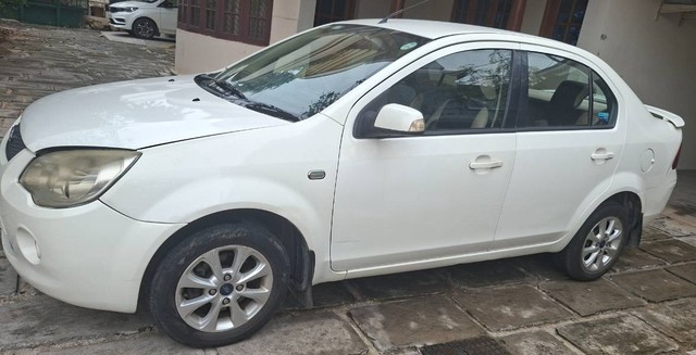 Second-hand 2013 Ford Fiesta Classic 1.6 Duratec Titanium for sale in Thiruvananthapuram