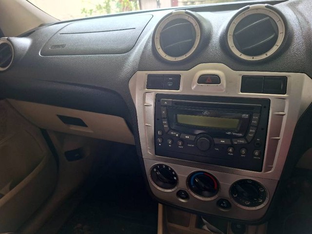 Second-hand 2013 Ford Fiesta Classic 1.6 Duratec Titanium for sale in Thiruvananthapuram-3