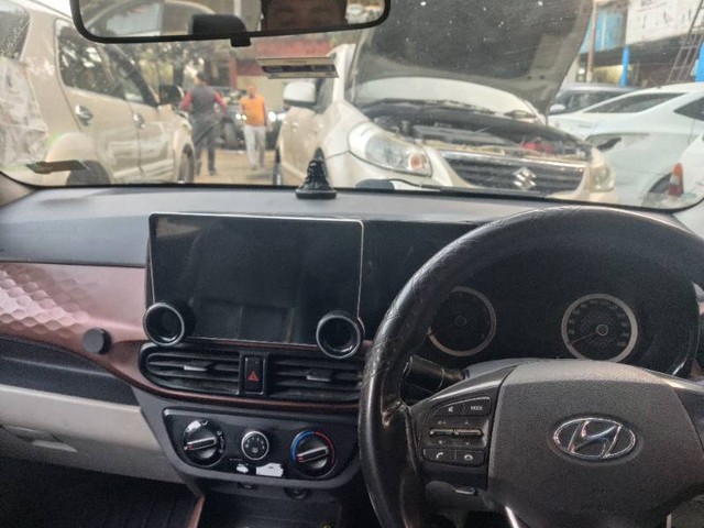 Second-hand 2020 Hyundai Aura S CNG for sale in Zirakpur-3