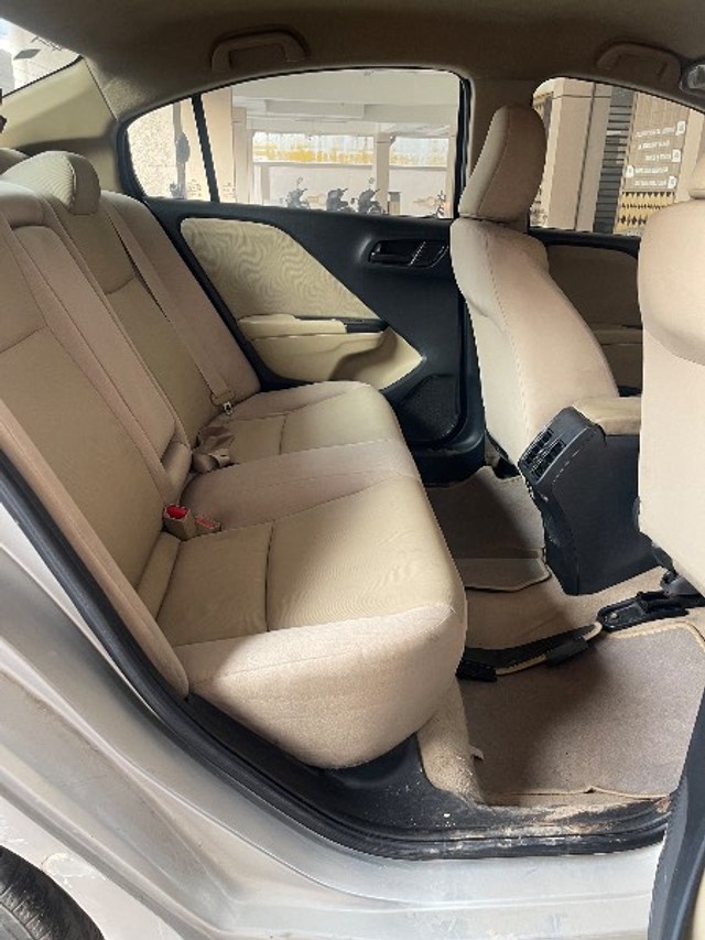 Second-hand 2015 Honda City i VTEC SV for sale in Rajkot-8