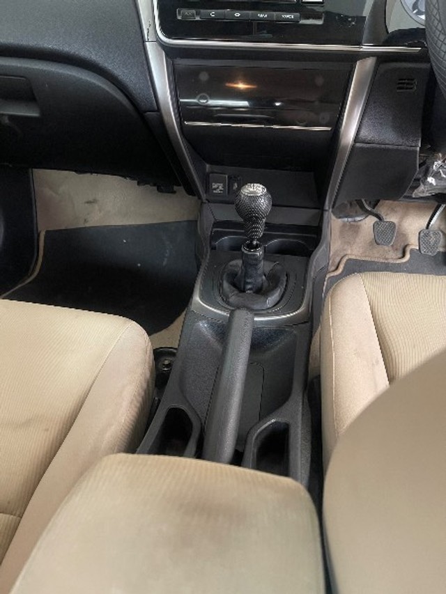 Second-hand 2015 Honda City i VTEC SV for sale in Rajkot-6