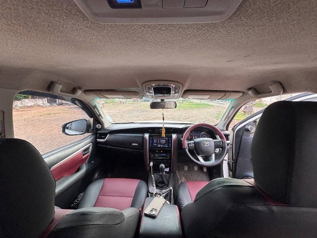 Second-hand 2018 Toyota Fortuner 2.8 2WD MT BSIV for sale in Jabalpur-3
