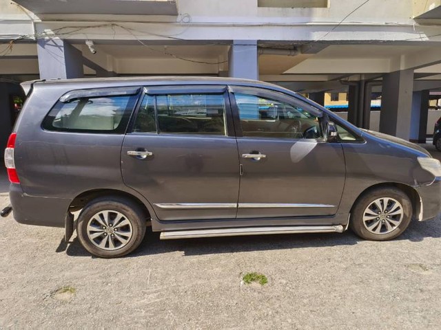 Second-hand 2015 Toyota Innova 2.5 G (Diesel) 7 Seater BS IV for sale in Guwahati-1