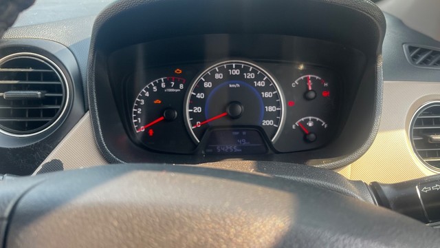 Second-hand 2017 Hyundai Grand i10 Sportz for sale in Ambala-4