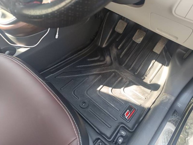 Second-hand 2023 Hyundai Aura SX for sale in Saharanpur (UP)-8