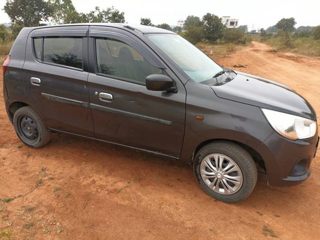 Second-hand 2016 Maruti Alto K10 VXI for sale in Nalgonda-11